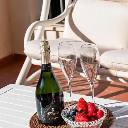 Apartment 1 Bedroom In Andalucia Del Mar - Puerto Banus