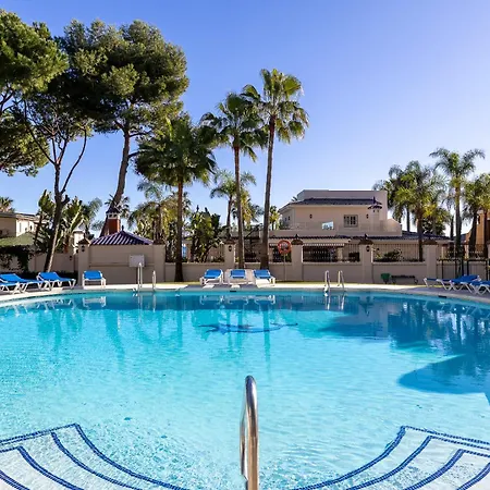 1 Bedroom In Andalucia Del Mar - Puerto Banus Apartment Marbella