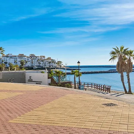 1 Bedroom In Andalucia Del Mar - Puerto Banus *
